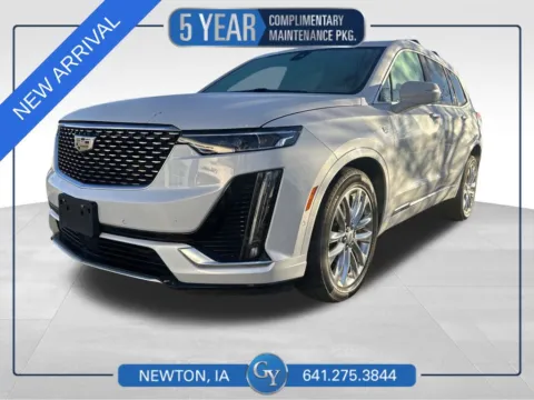 White 2020 Cadillac XT6 Premium Luxury for sale in Newton, IA