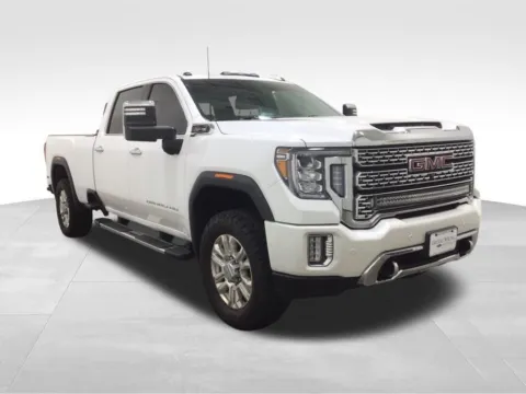 More photos of 2022 GMC Sierra 2500HD Denali at Gregg Young Hortonville Ford, WI