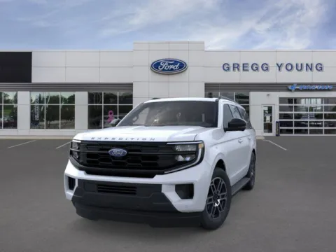 Photos of 2025 Ford Expedition Active for sale in Newton, IA at Gregg Young Ford of Newton