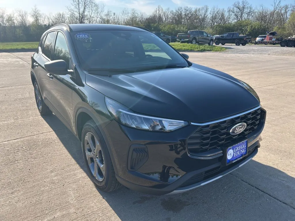 2026 Ford Escape ST-Line - Photo 10