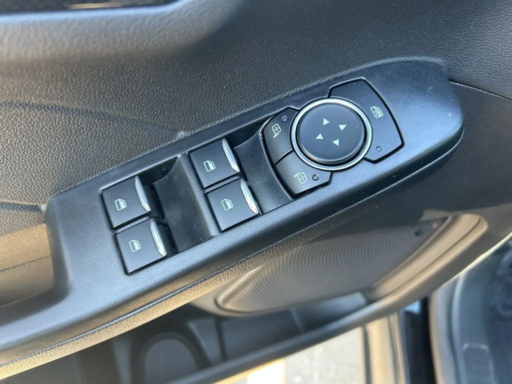 2026 Ford Escape ST-Line - Photo 15