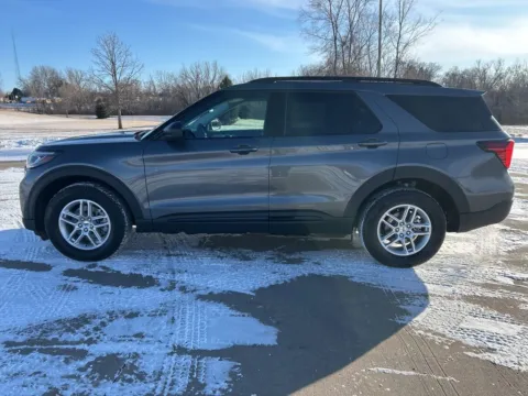 Photos of 2026 Ford Explorer Active for sale in Newton, IA at Gregg Young Ford of Newton