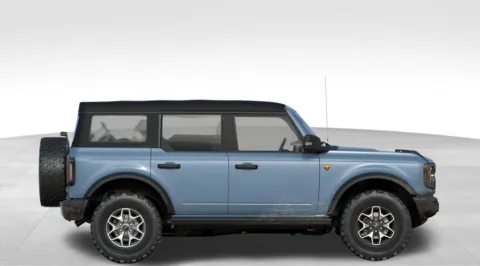 More photos of 2025 Ford Bronco Badlands at Gregg Young Ford of Newton, IA