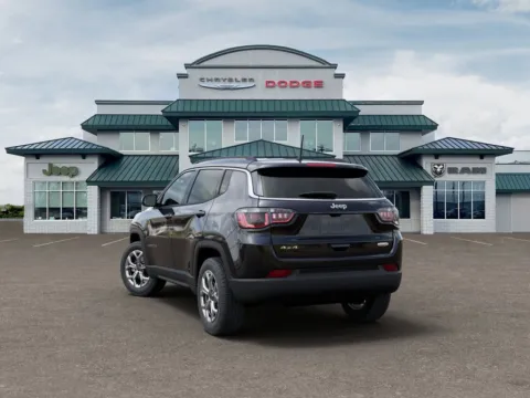 More photos of 2026 Jeep Compass Latitude at Gregg Young Abrams Chrysler Dodge Jeep Ram, WI