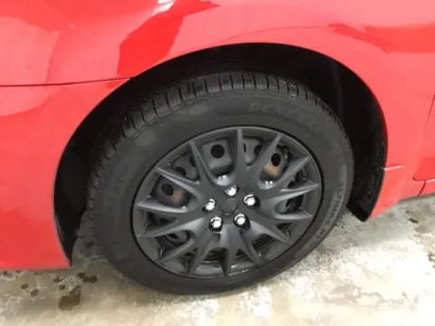 More photos of 2017 Nissan Sentra SV at Gregg Young Abrams Chrysler Dodge Jeep Ram, WI