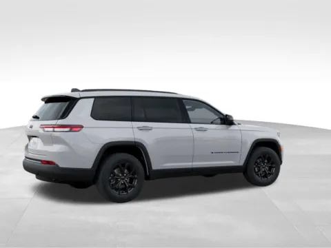 More photos of 2025 Jeep Grand Cherokee L Altitude X at Gregg Young Abrams Chrysler Dodge Jeep Ram, WI