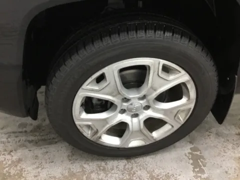 More photos of 2015 Jeep Renegade Limited at Gregg Young Abrams Chrysler Dodge Jeep Ram, WI