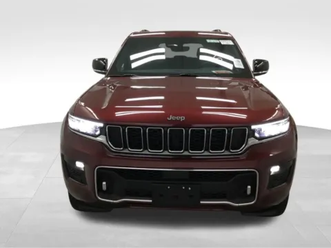 Another view of 2022 Jeep Grand Cherokee Overland for sale in Abrams, WI at Gregg Young Abrams Chrysler Dodge Jeep Ram