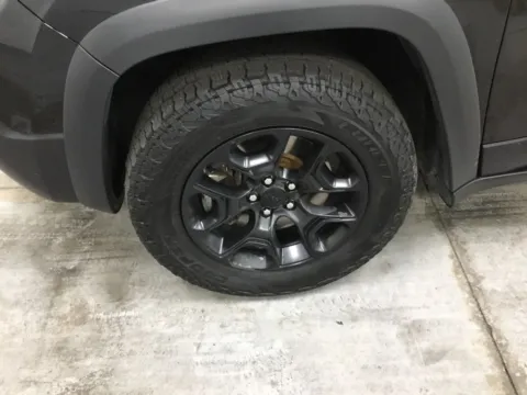 More photos of 2022 Jeep Cherokee Trailhawk at Gregg Young Abrams Chrysler Dodge Jeep Ram, WI