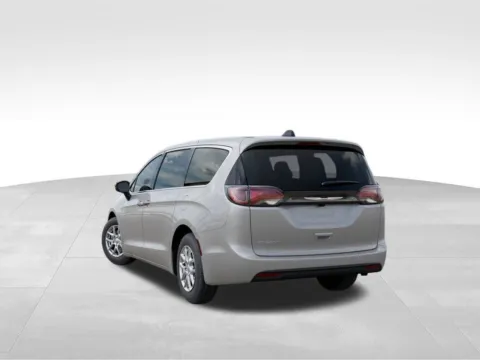 More photos of 2026 Chrysler Voyager LX at Gregg Young Abrams Chrysler Dodge Jeep Ram, WI