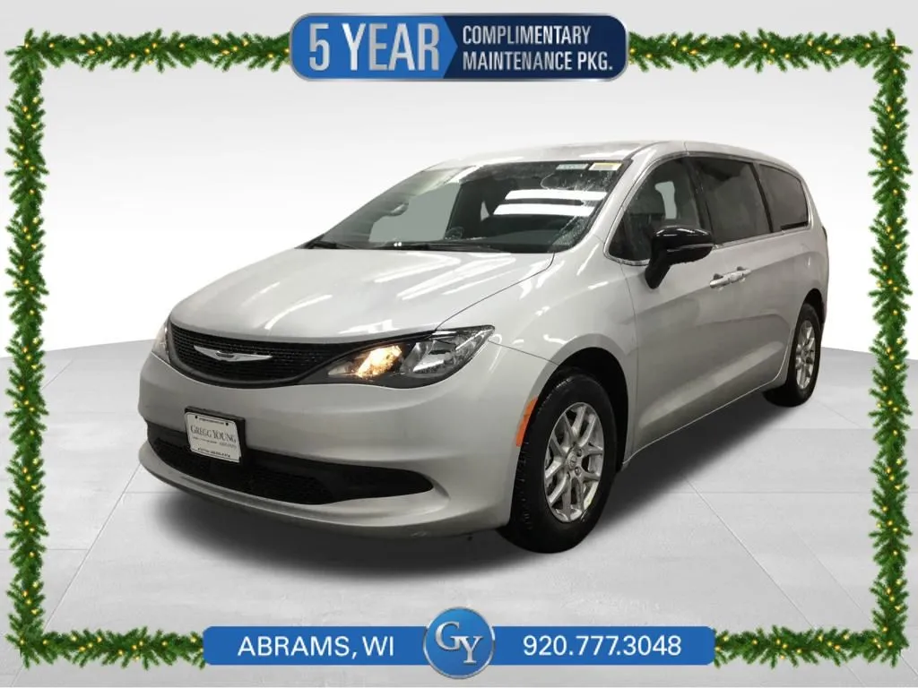 2026 Chrysler Voyager LX's photo