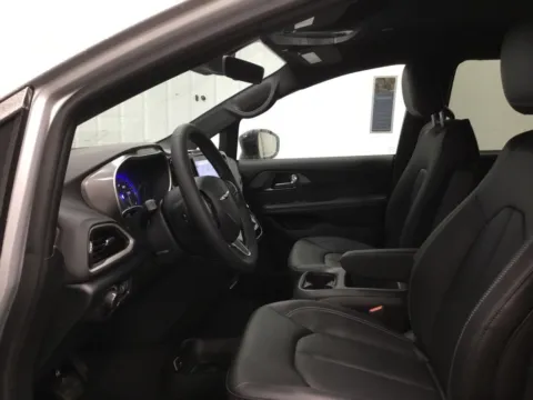 More photos of 2026 Chrysler Voyager LX at Gregg Young Abrams Chrysler Dodge Jeep Ram, WI