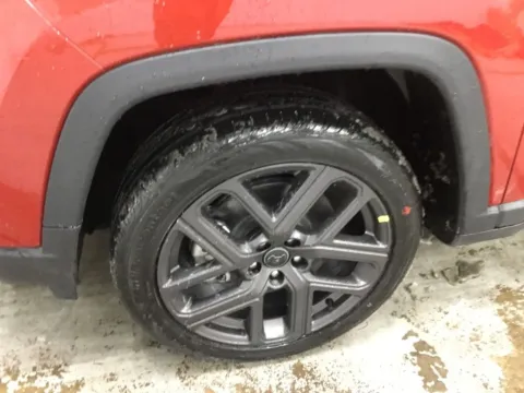 Another view of 2026 Jeep Compass Latitude for sale in Abrams, WI at Gregg Young Abrams Chrysler Dodge Jeep Ram