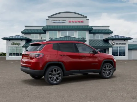 More photos of 2026 Jeep Compass Latitude at Gregg Young Abrams Chrysler Dodge Jeep Ram, WI