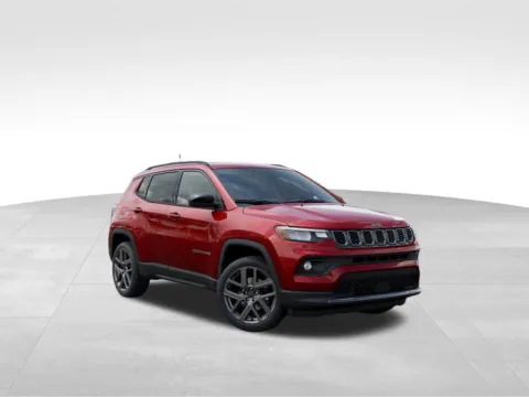 More photos of 2026 Jeep Compass Latitude at Gregg Young Abrams Chrysler Dodge Jeep Ram, WI