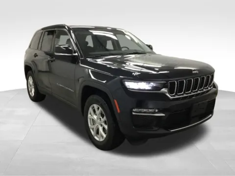 Another view of 2023 Jeep Grand Cherokee Limited for sale in Abrams, WI at Gregg Young Abrams Chrysler Dodge Jeep Ram
