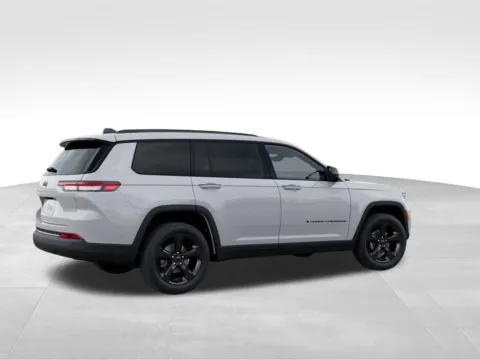 More photos of 2025 Jeep Grand Cherokee L Altitude X at Gregg Young Abrams Chrysler Dodge Jeep Ram, WI