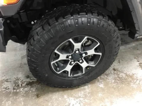 More photos of 2018 Jeep Wrangler Unlimited Rubicon at Gregg Young Abrams Chrysler Dodge Jeep Ram, WI