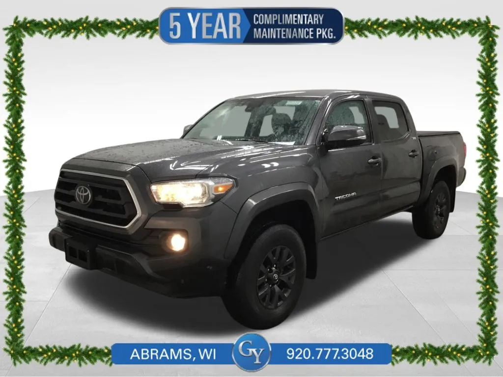 2023 Toyota Tacoma SR5's photo