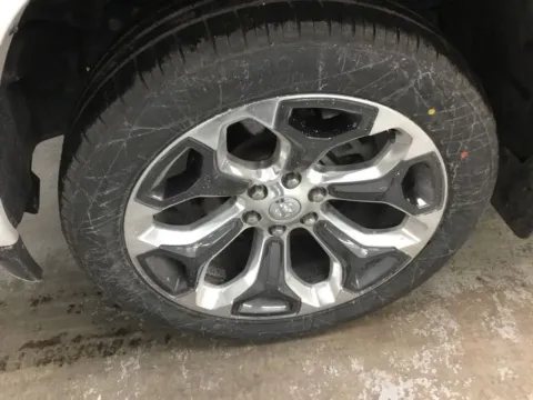 More photos of 2022 Ram 1500 Limited at Gregg Young Abrams Chrysler Dodge Jeep Ram, WI