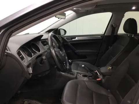 More photos of 2015 Volkswagen Golf SportWagen SE at Gregg Young Abrams Chrysler Dodge Jeep Ram, WI