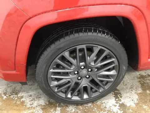 More photos of 2022 Jeep Compass Limited at Gregg Young Abrams Chrysler Dodge Jeep Ram, WI