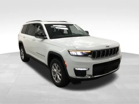 Another view of 2022 Jeep Grand Cherokee L Limited for sale in Abrams, WI at Gregg Young Abrams Chrysler Dodge Jeep Ram