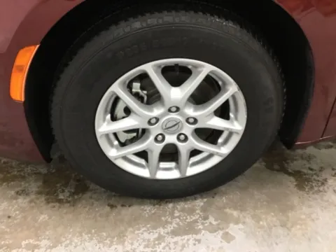 More photos of 2023 Chrysler Pacifica Touring L at Gregg Young Abrams Chrysler Dodge Jeep Ram, WI