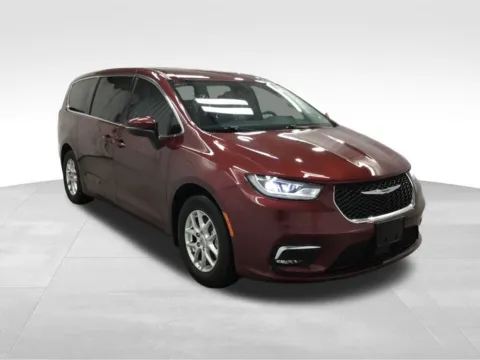 Another view of 2023 Chrysler Pacifica Touring L for sale in Abrams, WI at Gregg Young Abrams Chrysler Dodge Jeep Ram