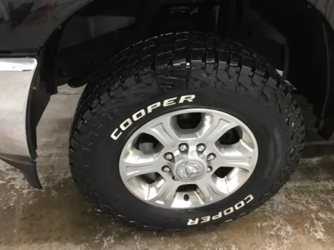 More photos of 2019 Ram 2500 Big Horn at Gregg Young Abrams Chrysler Dodge Jeep Ram, WI