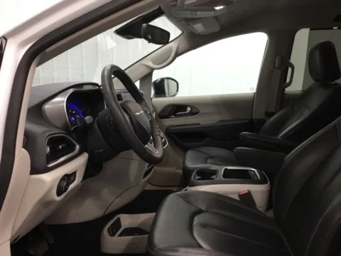 More photos of 2024 Chrysler Pacifica Touring L at Gregg Young Abrams Chrysler Dodge Jeep Ram, WI