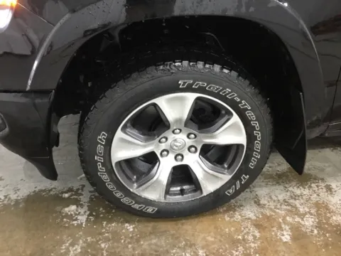 More photos of 2022 Ram 1500 Laramie at Gregg Young Abrams Chrysler Dodge Jeep Ram, WI