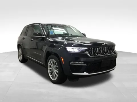 Another view of 2023 Jeep Grand Cherokee Summit for sale in Abrams, WI at Gregg Young Abrams Chrysler Dodge Jeep Ram