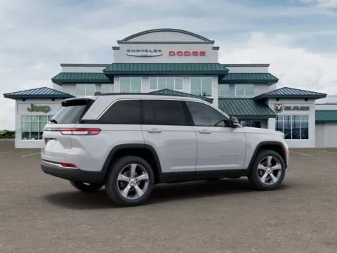 More photos of 2026 Jeep Grand Cherokee Limited at Gregg Young Abrams Chrysler Dodge Jeep Ram, WI