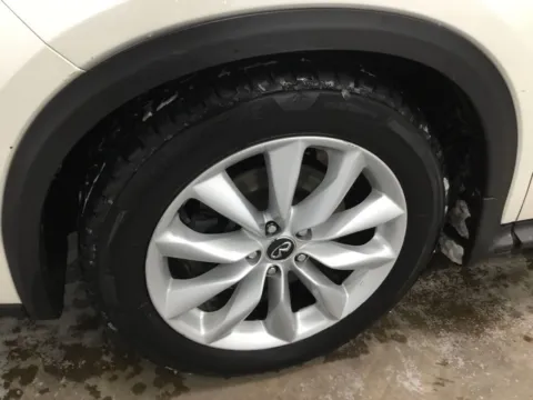 More photos of 2019 INFINITI QX50 ESSENTIAL at Gregg Young Abrams Chrysler Dodge Jeep Ram, WI