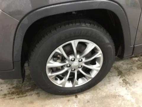 More photos of 2020 Jeep Cherokee Latitude Plus at Gregg Young Abrams Chrysler Dodge Jeep Ram, WI