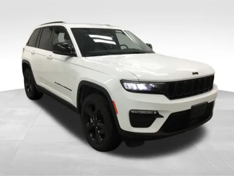 Another view of 2023 Jeep Grand Cherokee Limited for sale in Abrams, WI at Gregg Young Abrams Chrysler Dodge Jeep Ram