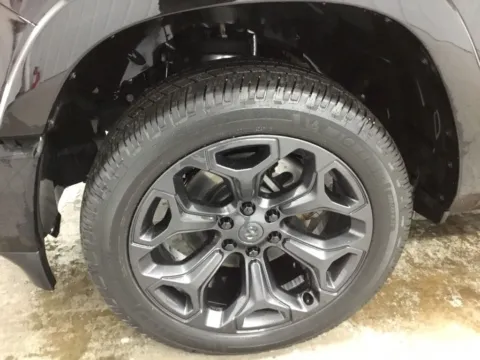 More photos of 2023 Ram 1500 Limited at Gregg Young Abrams Chrysler Dodge Jeep Ram, WI