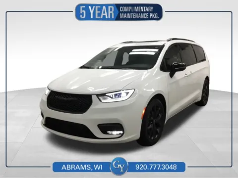 White 2024 Chrysler Pacifica Limited for sale in Abrams, WI