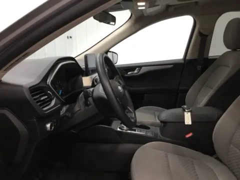 More photos of 2020 Ford Escape SE at Gregg Young Abrams Chrysler Dodge Jeep Ram, WI