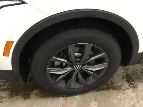 More photos of 2022 Volkswagen Tiguan 2.0T SE at Gregg Young Abrams Chrysler Dodge Jeep Ram, WI