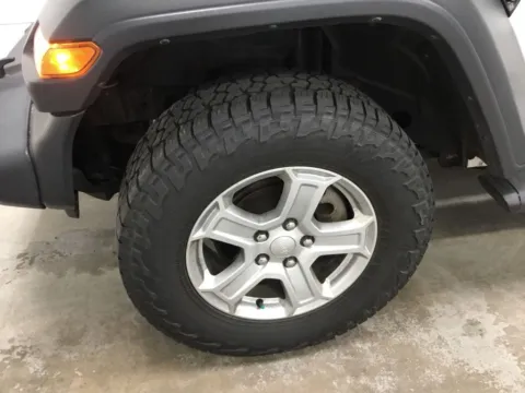 More photos of 2020 Jeep Wrangler Unlimited Sport S at Gregg Young Abrams Chrysler Dodge Jeep Ram, WI