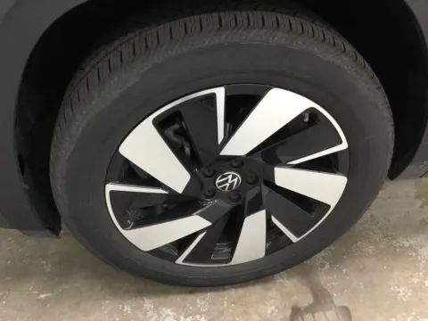 Another view of 2024 Volkswagen Atlas Cross Sport 2.0T SE w/Technology for sale in Abrams, WI at Gregg Young Abrams Chrysler Dodge Jeep Ram