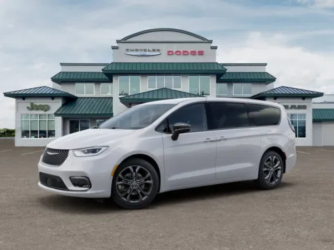 Photos of 2026 Chrysler Pacifica Select for sale in Abrams, WI at Gregg Young Abrams Chrysler Dodge Jeep Ram