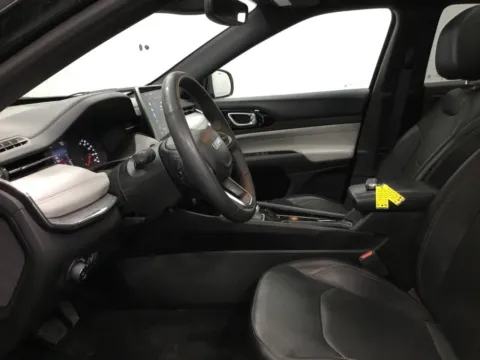 More photos of 2023 Jeep Compass Limited at Gregg Young Abrams Chrysler Dodge Jeep Ram, WI