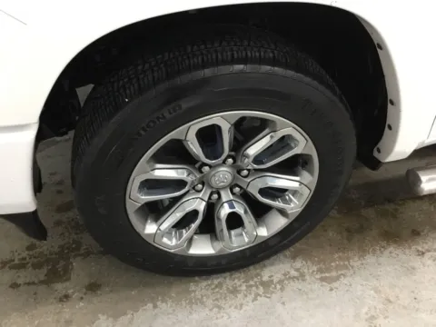 More photos of 2020 Ram 1500 Laramie at Gregg Young Abrams Chrysler Dodge Jeep Ram, WI