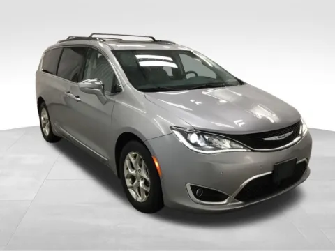 Another view of 2017 Chrysler Pacifica Limited for sale in Abrams, WI at Gregg Young Abrams Chrysler Dodge Jeep Ram