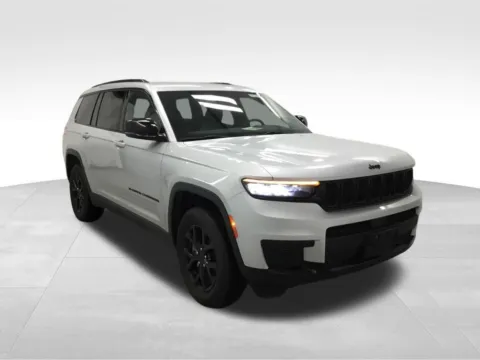 Another view of 2024 Jeep Grand Cherokee L Altitude for sale in Abrams, WI at Gregg Young Abrams Chrysler Dodge Jeep Ram