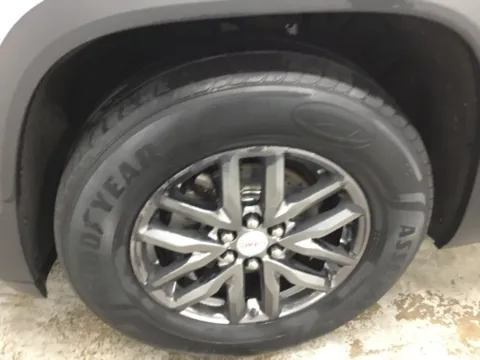 More photos of 2017 GMC Acadia SLT-1 at Gregg Young Abrams Chrysler Dodge Jeep Ram, WI