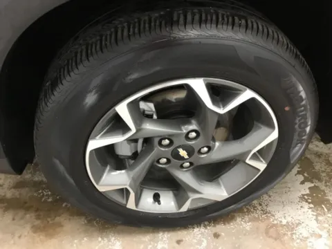 More photos of 2024 Chevrolet Trax LT at Gregg Young Abrams Chrysler Dodge Jeep Ram, WI